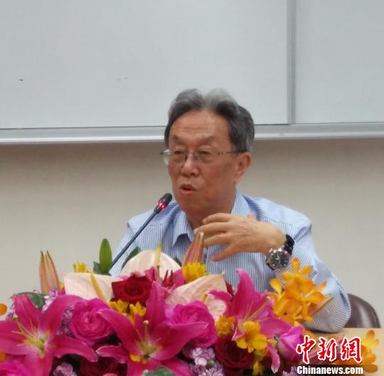 一周文化观察:茅奖被质疑是“老人奖”上海书展说