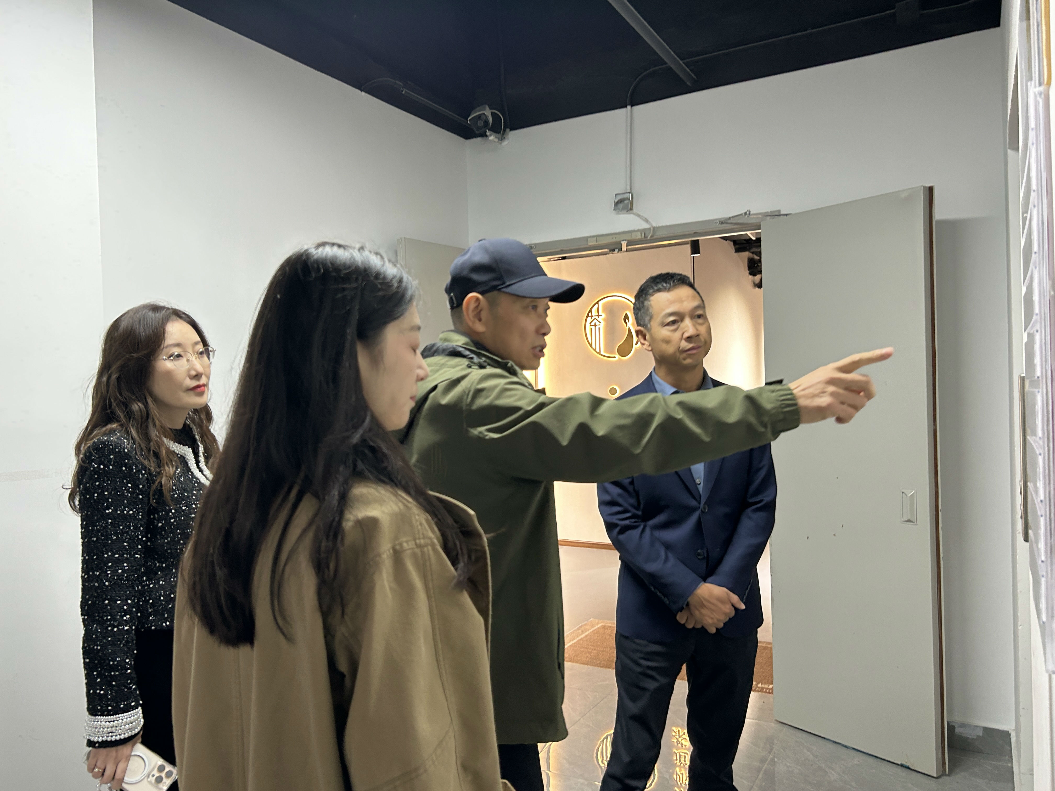 微信图片_20251024154815_380_3.jpg
